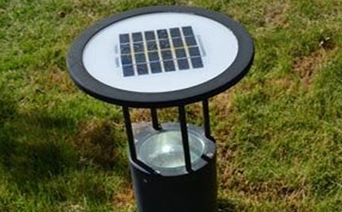 别墅庭院氛围营造：木垒草坪灯选型与布光技巧