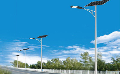 农村道路装木垒太阳能路灯选多大瓦数实测 农村道路装木垒太阳能路灯选多大瓦数实测